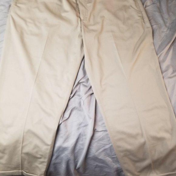 LL Bean Standard Fit Dress Pants Men's Size 44 - Picture 8 of 8
